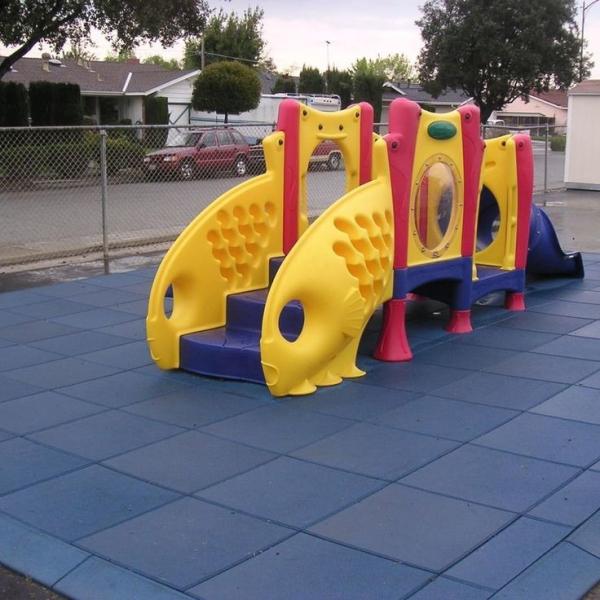 Quality Anti UV Shock Proof Rubber Mat , Outdoor Rubber Tiles With Black Red Blue Surface for sale