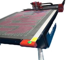 China Garment Fabric CNC Digital Cutting Machine 2500x1600 Single Ply Cnc Textile Cutter wholesale