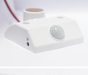 China Smart Indoor E27 Lamp Holder Automatic Induction Random Time Delay Easy Install wholesale