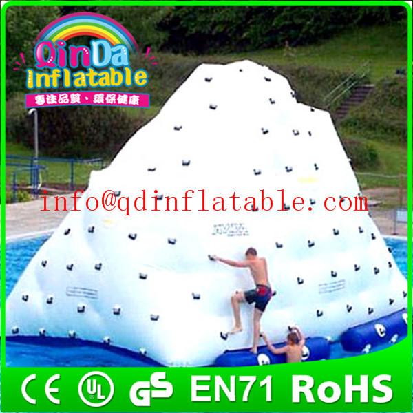 Quality Guangzhou QinDaInflatable Water Iceberg water climing iceberg inflatable floating iceberg for sale
