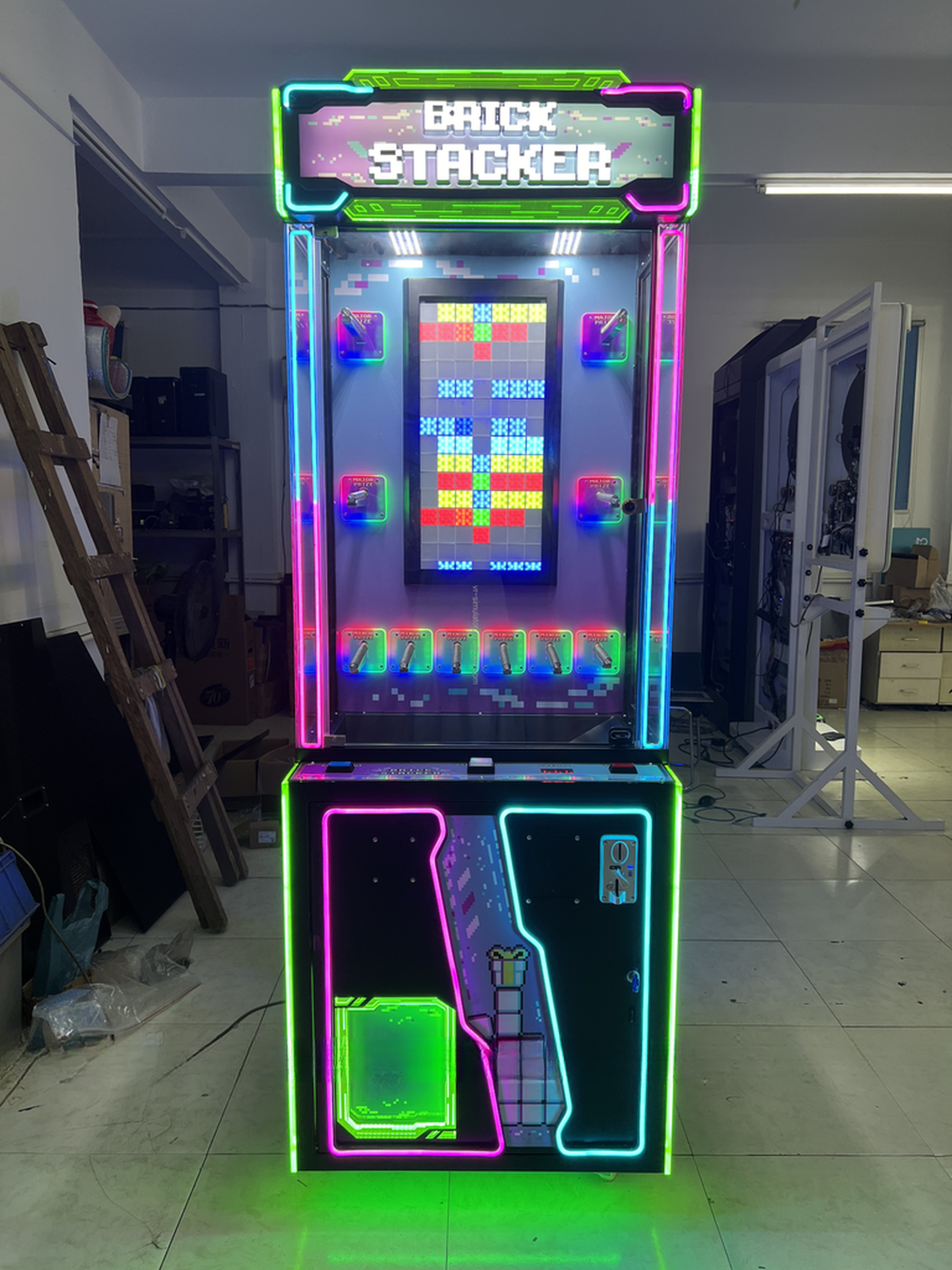 1 Person Brick Stacker Prize Game Machine Vending Game Machine