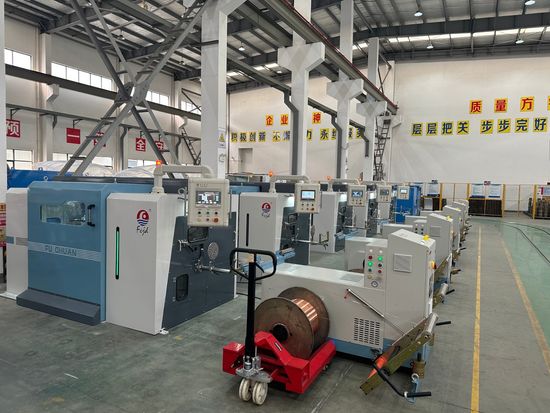 Double Twist Bunching Machine Featuring Single Carbon Fibre Bow Design Energy Saving Over 25 Percent And PLC Based Pitch Value Settings