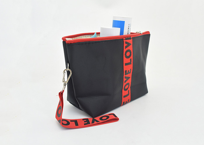 Waterproof Zippered Cosmetic Bag Polyester Travel Makeup Organizer Bag With Strap