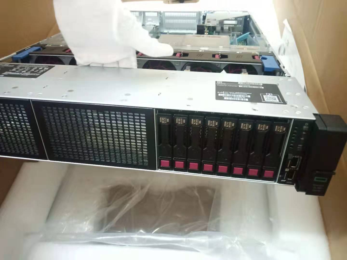 16G Memory HPE ProLiant DL380 Gen10 Server P408i-a NC 8SFF 800W PS Server 2 NVMe