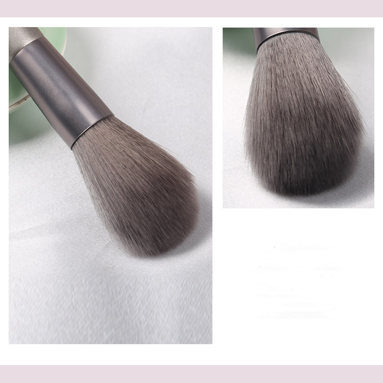 Professional Foundation Wooden Handle Makeup Brushes For Daily Applications