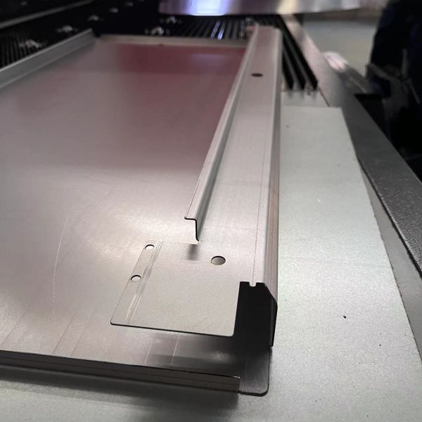 1400mm Flexible Automatic Panel Bender With Auxiliary Bending Tools