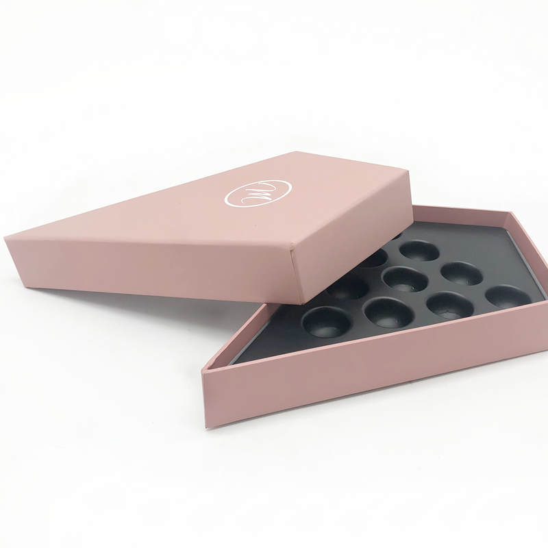 Food Grade Empty Heart Chocolate Box Packaging Varnishing Customized