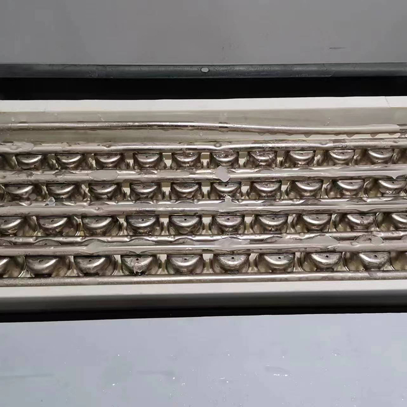 Cylindrical Ice Making Machine LZ-80 with 36kg Capacity in 24 Hours and 220V Voltage