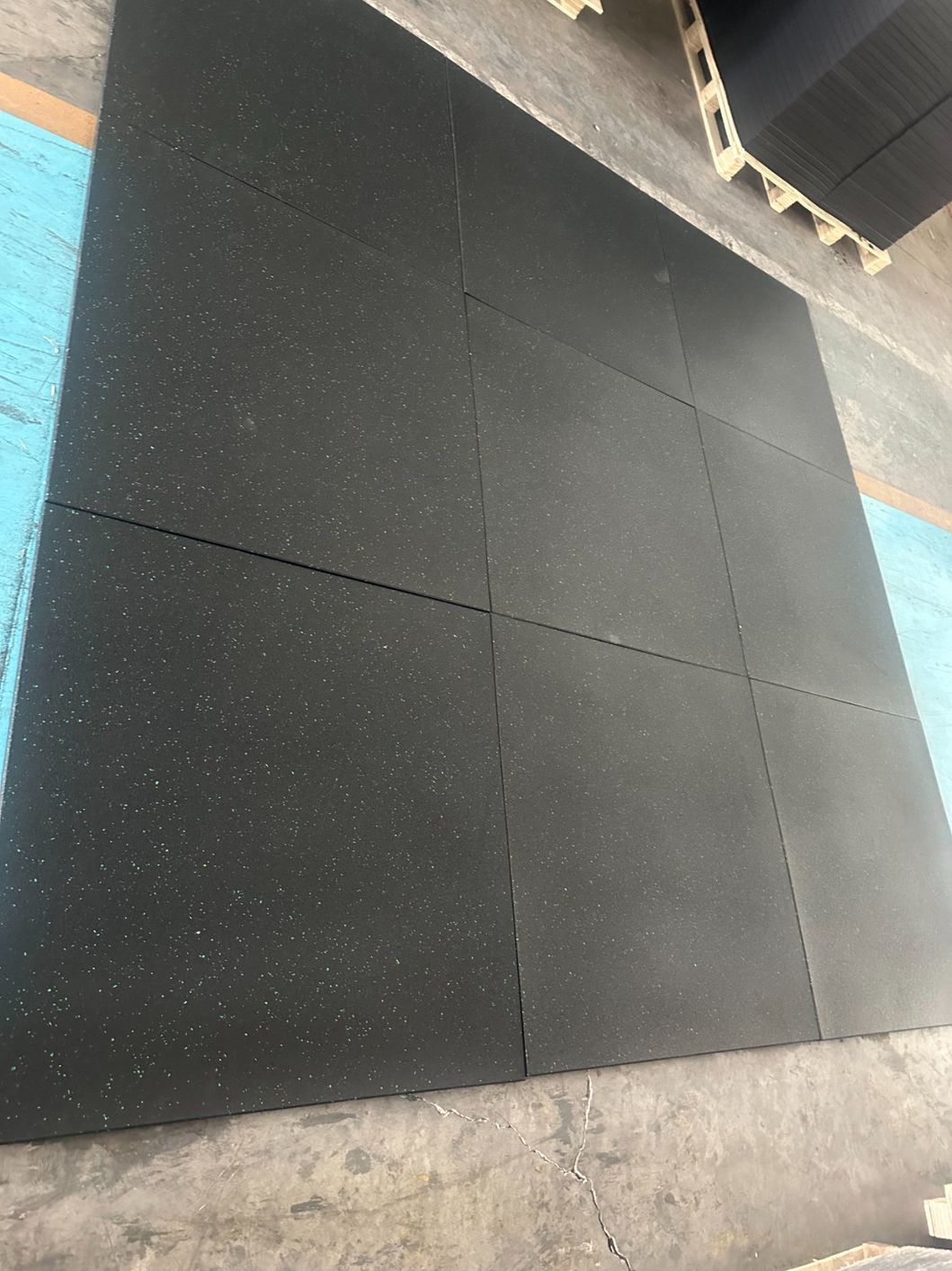 Wholesale 100% New and Recycled Rubber Flooring Tiles at Factory Cheap Prices