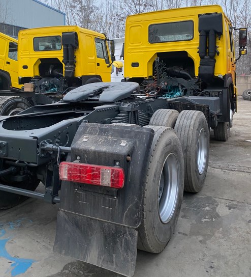 Brand-New HOWO 371HP Tractor Truck 6x4 Drive Mode Tractor Truck