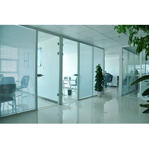 Double Glasses 83mm Fixed Partition Wall 6063 Aluminum Frame With Blind