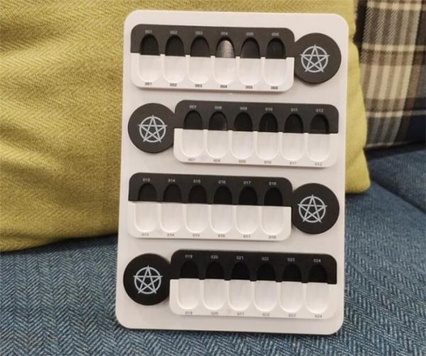 Quality 8 / 9 / 10 Grid False Nail Manicure Color Display Board Insert Type Glue Free for sale