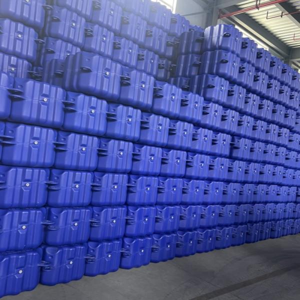 Quality Versatile Modular Blue PE Pontoon Uv Resistant Stable Floating Platforms for sale