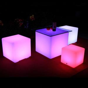 China Remote Control Rgb Color Changing Battery Rechargeable Plastic Illuminated Cube Light wholesale
