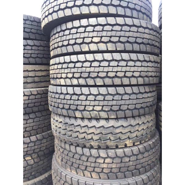 Radial Tubeless Commercial Vehicle 11R24.5 Drive Tires 40112000