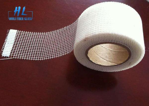 Quality Self Adhesive Fiberglass Mesh Tape For Repairing Wall Cracks Strength Alkali Resistant for sale