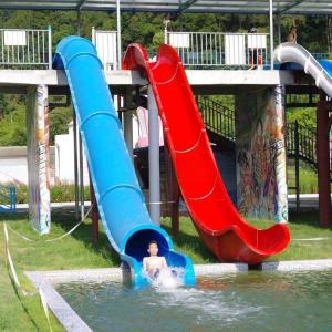 5m Height Amusement Park Water Slide Straight Tunnel Slide Humanization Design