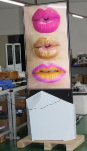 Android Business Digital Signage Screens 55 Inch UHD Resolution Customized Color