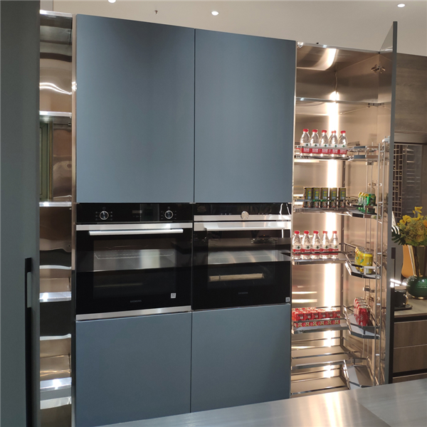 BMW-GREY-MODERN-STYLE-KITCHEN-CABINET-WITH-ISLAND-6-3
