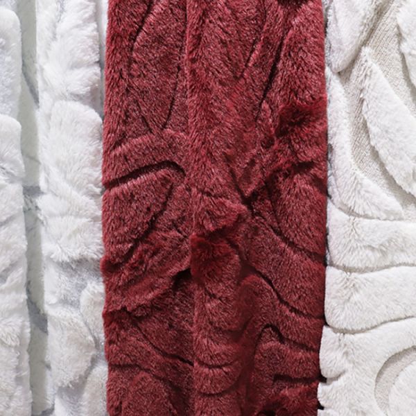 320gsm Custom Design Faux Fur Throw Blanket Flannel Warm Fur Blanket