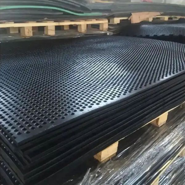 E-PURCHASING Equestrian Rubber Stable Barn Flooring Mat 12mm Thickness 17mm Thickness