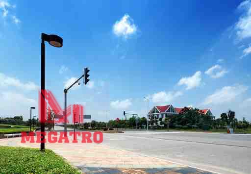 China roadway lighting pole wholesale