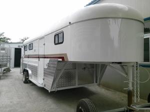 China livestock trailer,farm trailers for sale,gooseneck type 3 horse trailer wholesale