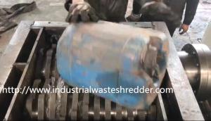 China Metal Drum Shred Tech Shredder , Plastic Bottle Grinding Machine Simple Maintenance wholesale