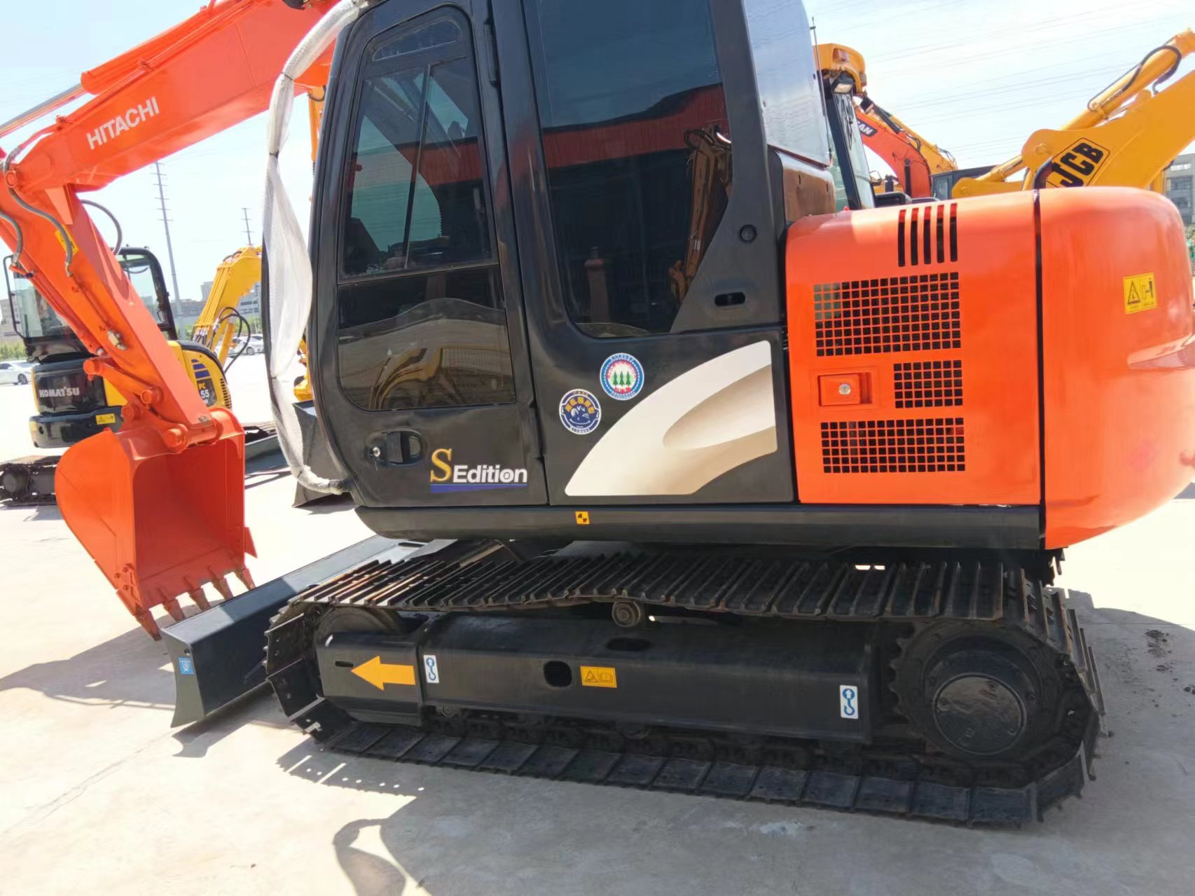 Diesel Engine Powered Heli H2000 Forklift and Great Efficiency with 1000MM Fork Length