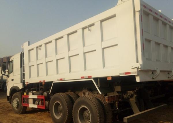 Quality A7 Sinotruk Howo White Heavy Duty Dump Truck Ten Wheels 6 X 4 18M3 40 T for sale