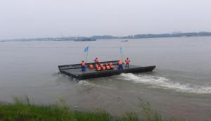 China Ferrying Rafts Of 20t Fast Erectiion Army Pontoon Bridge wholesale
