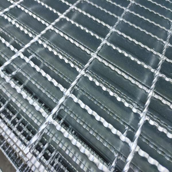 Shipbuilding Board Galvanized Serrated Bar Grating Grid Pedal Safety
