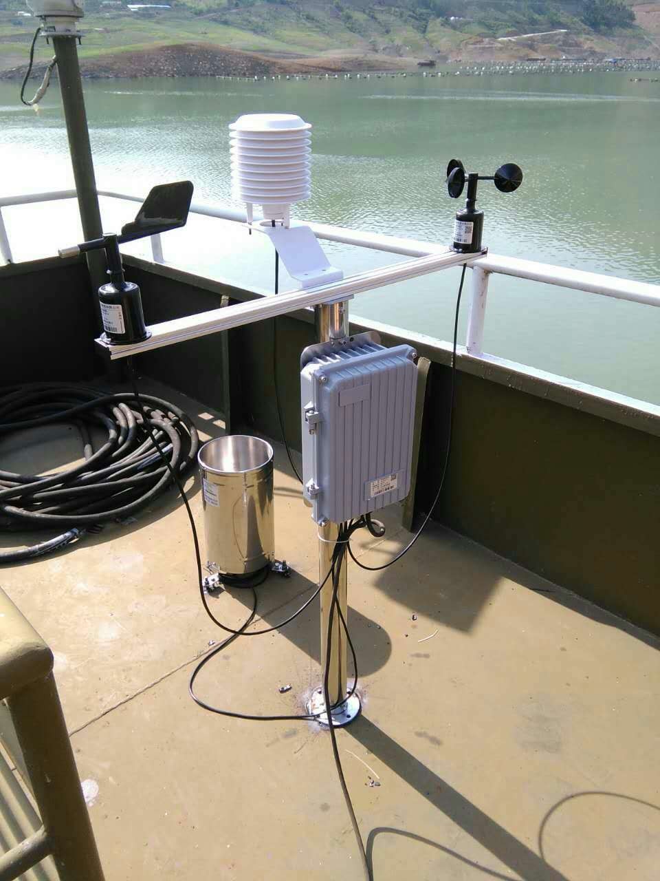 DC9-30V Power Supply Wind Speed Direction Sensor with ± 3° Accuracy and CE Certification