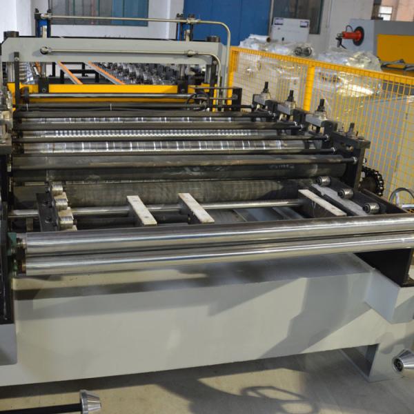 Quality Coated Roof Panel Roll Forming Machine Interlock Roof Panel Making Machine for sale