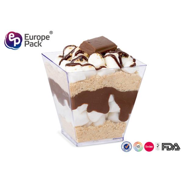 Square Disposable Plastic Dessert Cup Transparent 7 Oz Eco Friendly