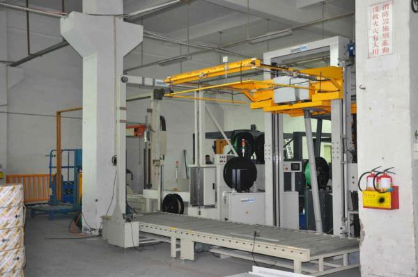 Quality Automatic Packaging Vertical Pallet Strapping Machine PP/ PET Strap Material for sale