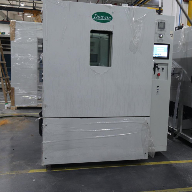 Simulation High Altitude Chamber 1C/Min Humidity Temperature Controlled