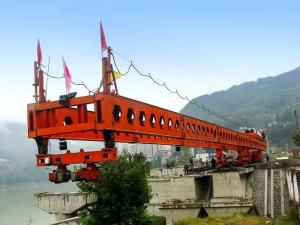 China 3 Phase 380V 50Hz Curved Bridge Erecting Machine 80T To 160T wholesale