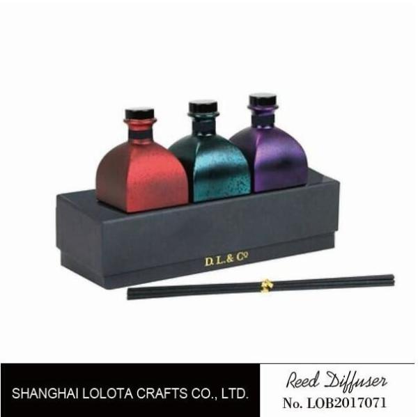 Quality Sweet Smelling Home Reed Diffuser Set Customized Color With Rattan Stick for sale