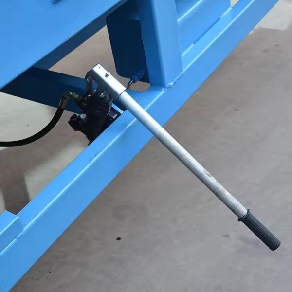 Heavy-Duty Mobile Loading Ramp with Solid Tyres for Maximum Safety and Durability