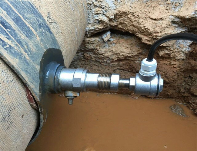 Clean Liquid Digital Ultrasonic Flow Meter Inserted Type 4-20mA Output