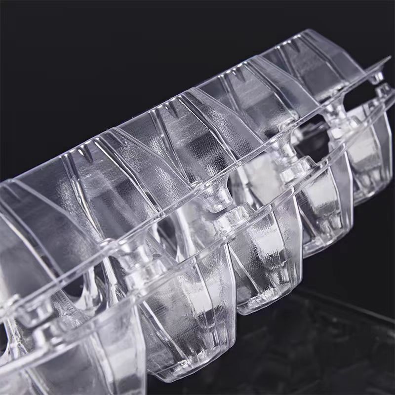 8 Holes Thickened Disposable Plastic Egg Tray PET Transparent With Hinged Design
