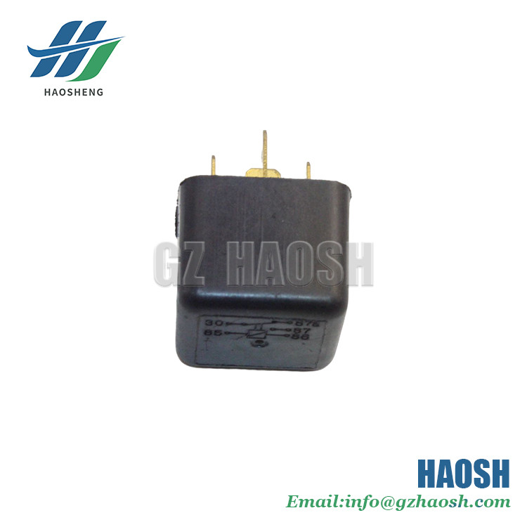 Truck Parts Automotive Flasher Relay 12V 5 PIN For Isuzu NKR 8970609261 8970609260 8-97060926-1 8-97060926-0