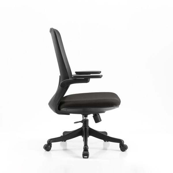 China Black Mesh Swivel Ergonomic Executive Office Chair High Back wholesale