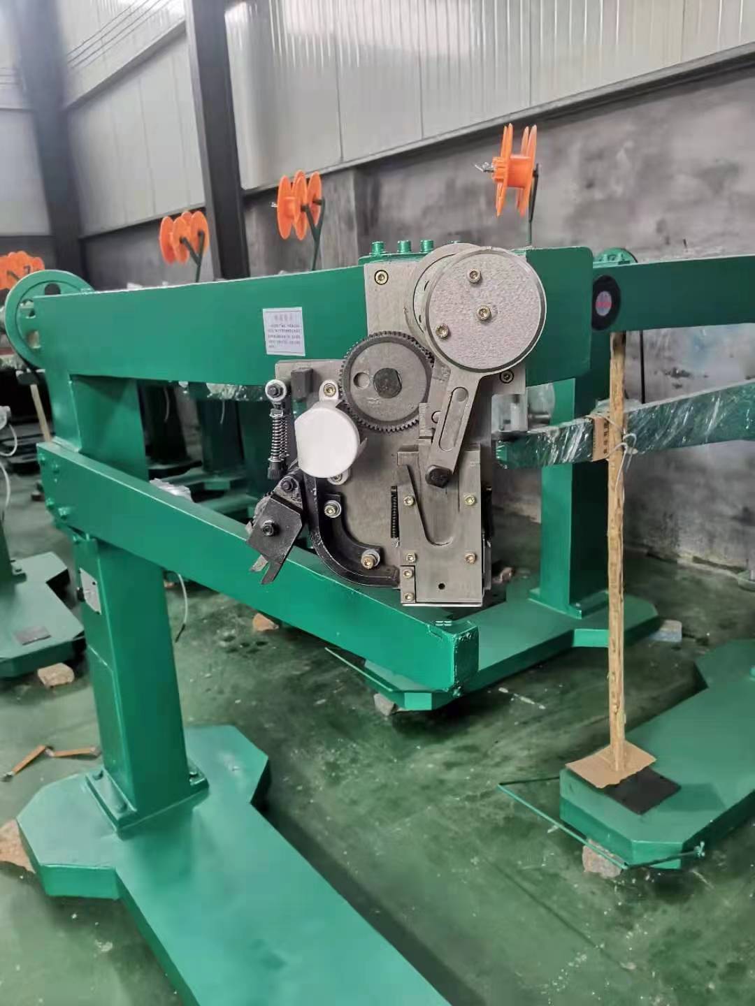 Cangzhou Liheng Flat Wire Stitching Machine Economical Solution for Stitching Boxes