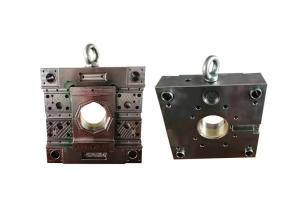 China OEM 0.1mm Precision Plastic Injection Molding For Head Light on sale