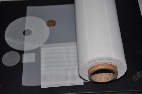 High Precision Woven Filter Mesh Fabric With Cold Cutting / Heat Slitting Technique