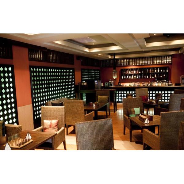 Quiet but big coverage hotel lobby Scent Diffuser Machine with built - in fan for 1500CBM space