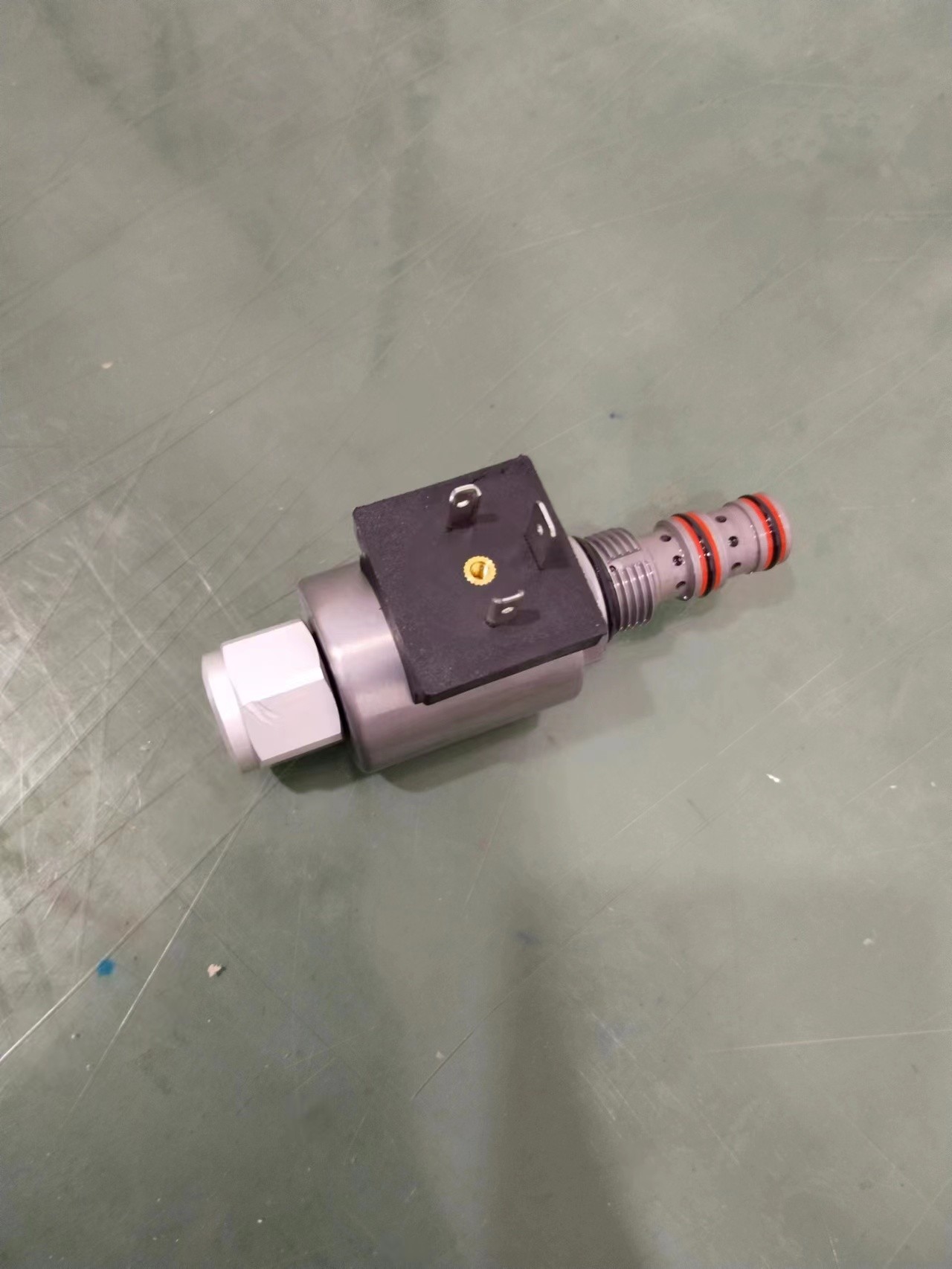 Hydraforce 2 Way Proportional Solenoid Valve Overflow Pressure Reducing Valve