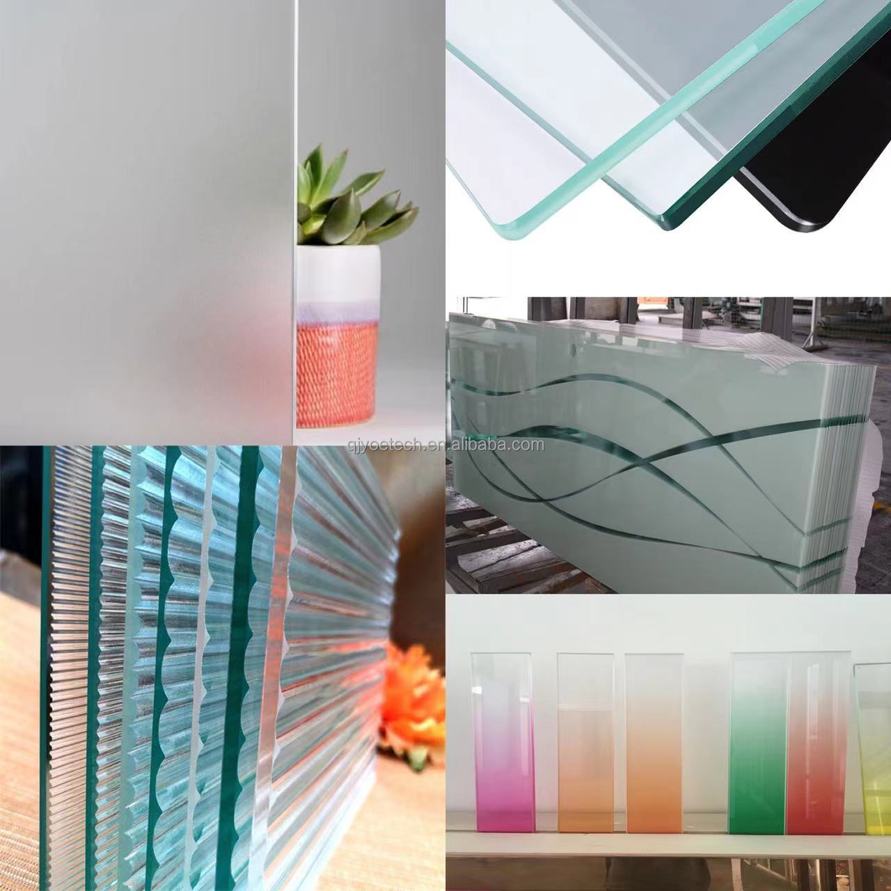 Elegant Customized Logo French Shower Screens with Black Patterns and Tempered Glass